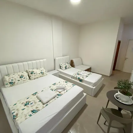 Arli&eris Penzion Vlorë