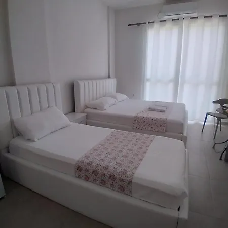 Arli&eris Penzion Vlorë